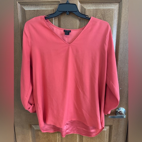 Ann Taylor Tops - Ann Taylor XL Coral Pink V-Neck Roll Tab Sleeve Blouse